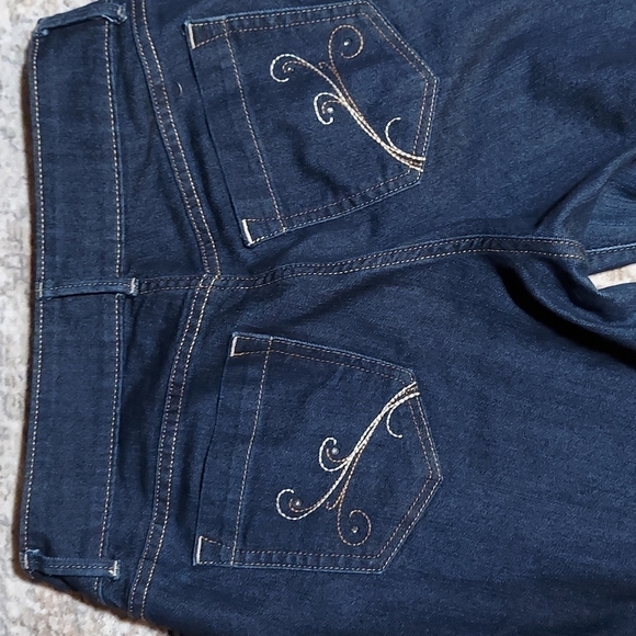 Lee Riders Navy Blue Denim Capri Jeans Size 4M - Picture 9 of 14